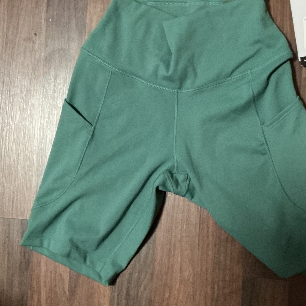 Nike Forest Green Training Shorts - Picture 15 of 16